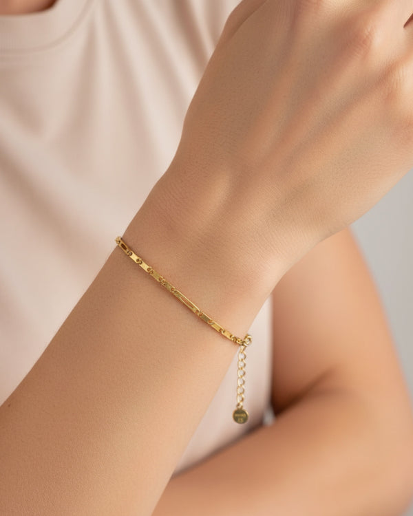 Delicate Chain Bracelet