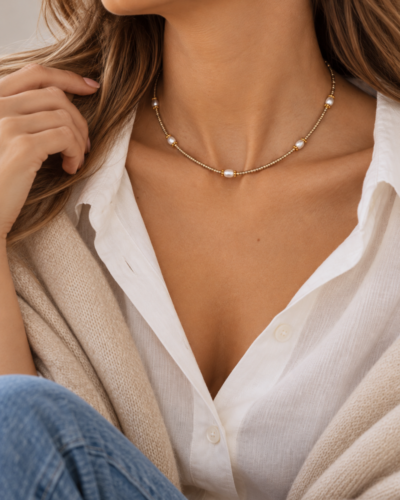 Quiet Necklace - Nacar Serie