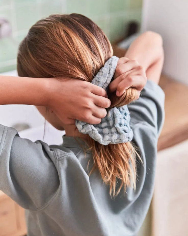 Ola Green Scrunchies