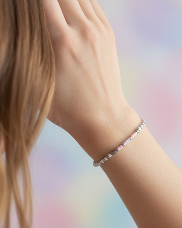 Indian Delicate - Light Grey