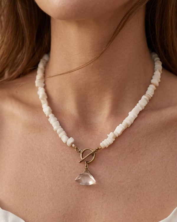 Mother of pearl & Quartz