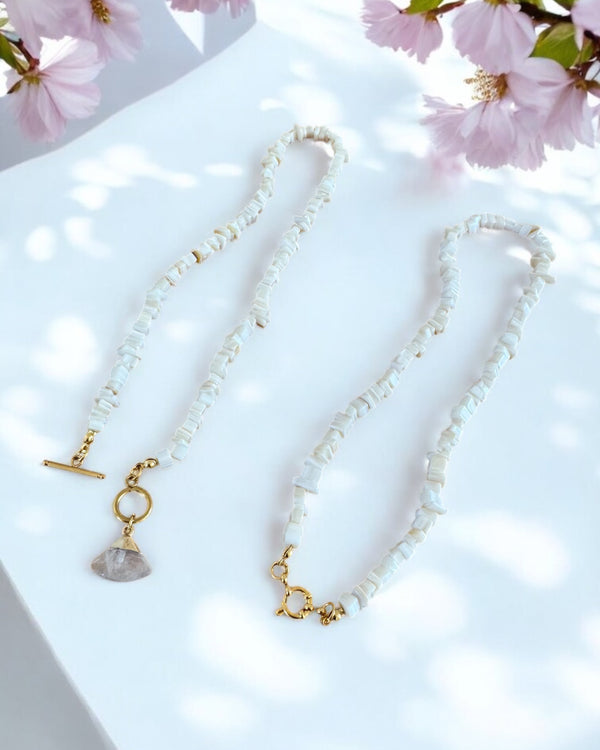 Mother of pearl & Quartz