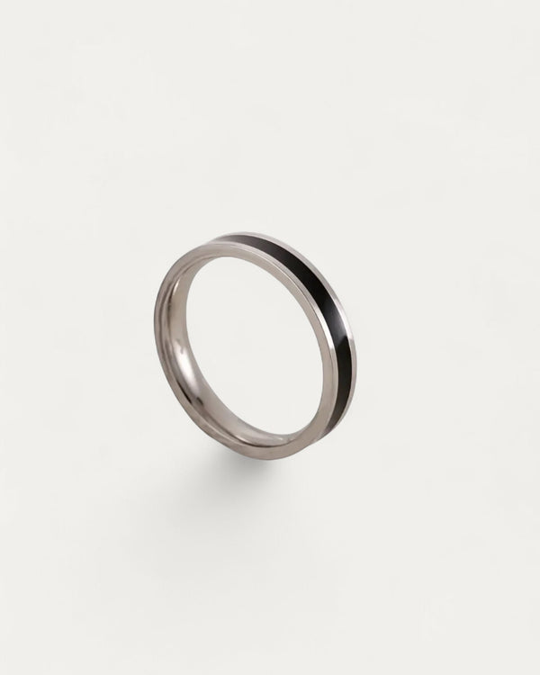 Fine Line Black/Silver Ring