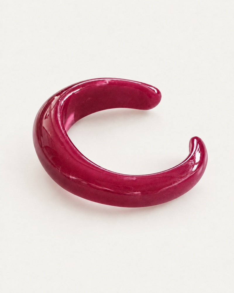 Soft Curve Bracelet