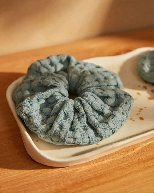 Ola Green Scrunchies