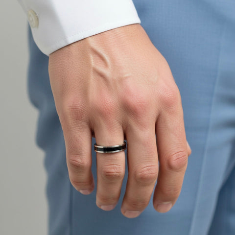 Fine Line Black/Silver Ring