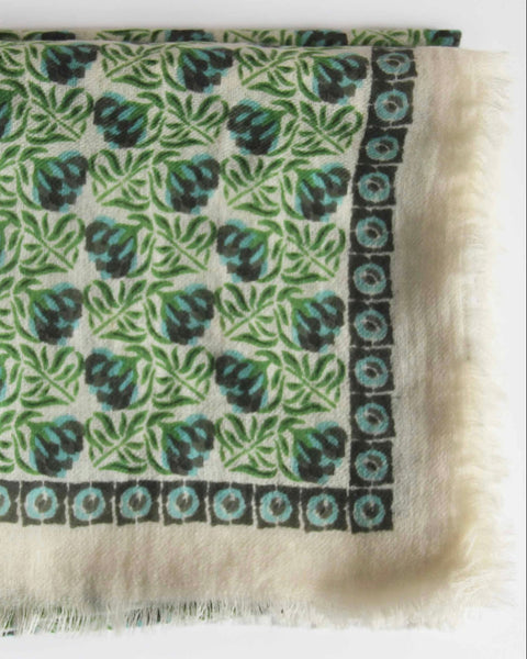 Wool scarf Poem Green