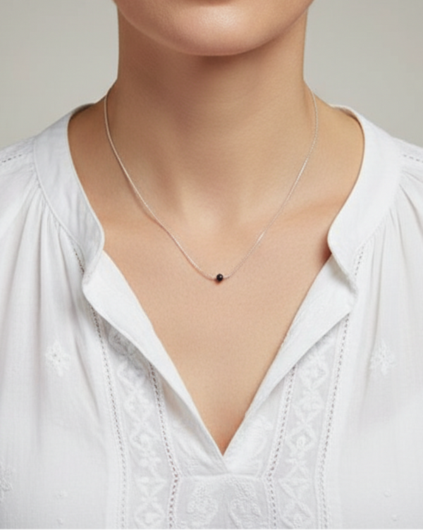 Minimal Point Necklace - Silver