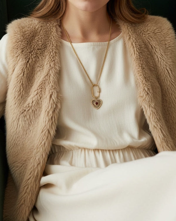 Deluxe Scarlet Heart Necklace